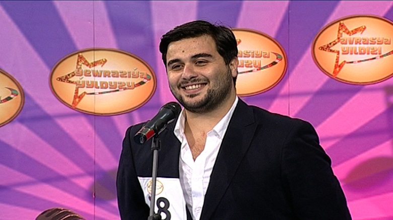 “Sevgilim klipdəki tərəf müqabilimə görə … ”